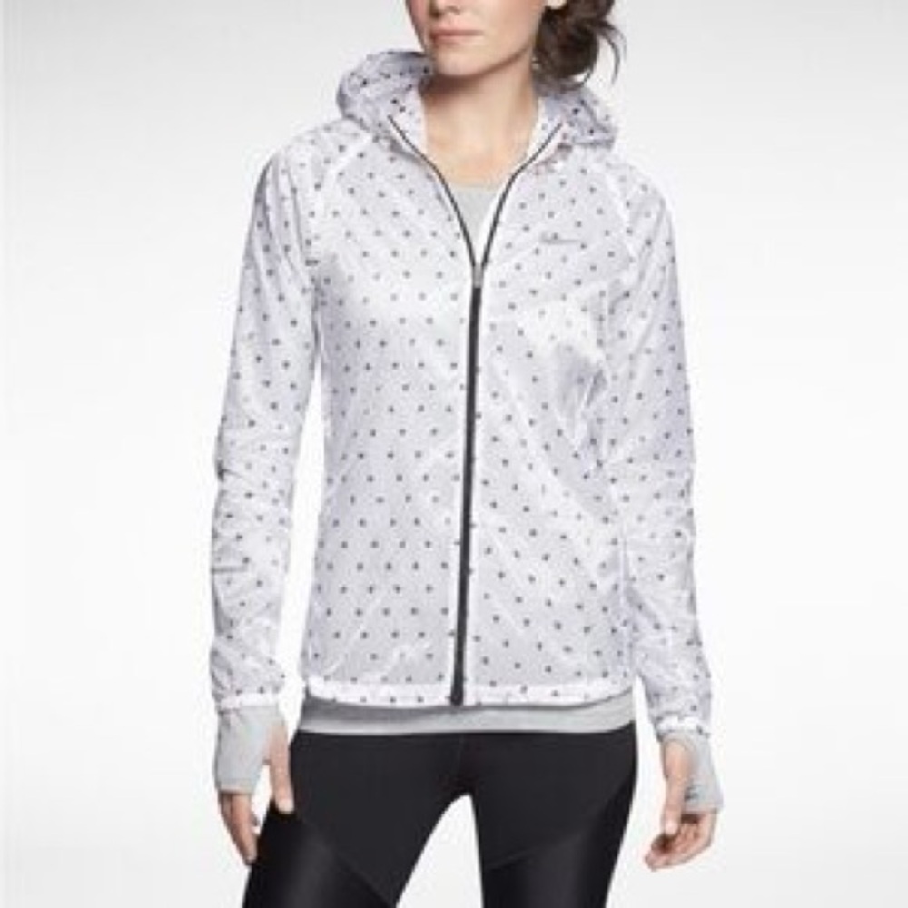 Nike Run Women’s Vapor Cyclone Windbreaker Jacket Black & White Size: Small